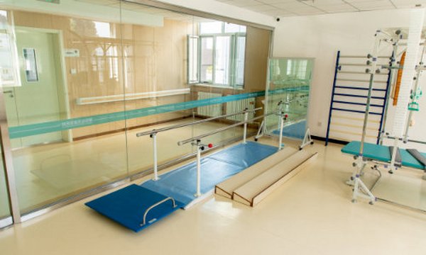 康复治疗就是按摩+针灸+烤电？别让错误的观念耽误你